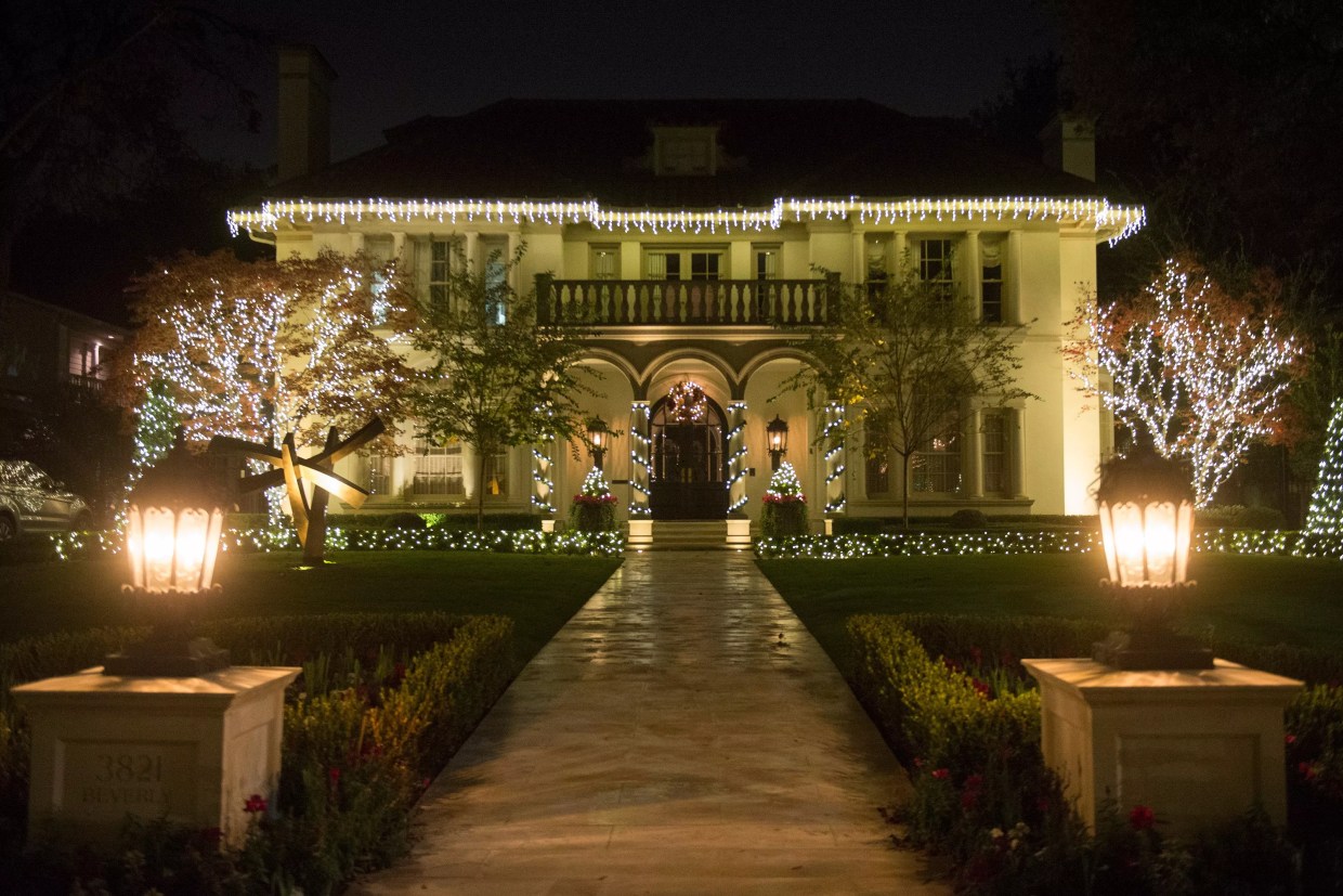 10 Best Christmas Light Displays in DFW