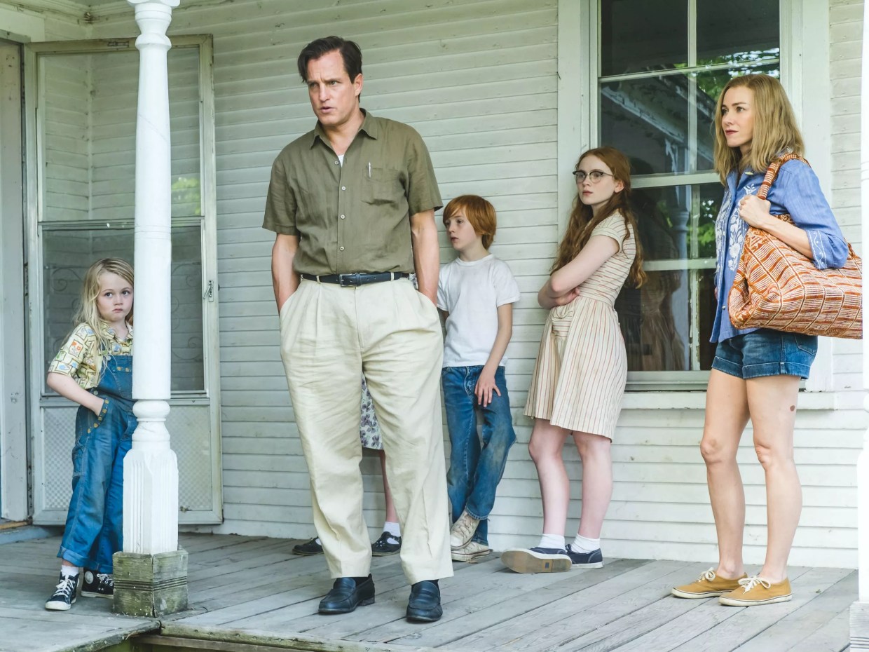 Simplified Onscreen, <i>The Glass Castle</i> at Least Boasts Strong Performances