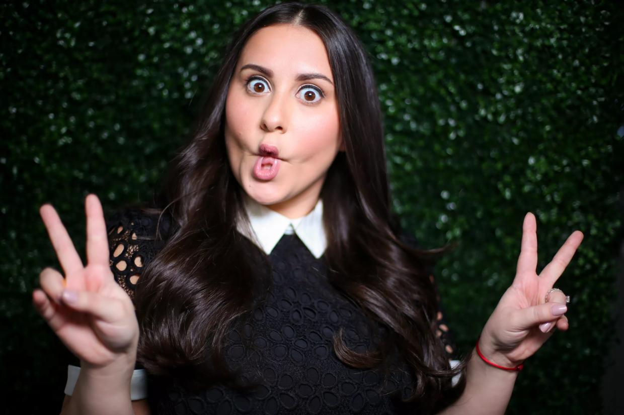Girl With No Job Plans To Get To Know Dallas Before She Jokes About Us