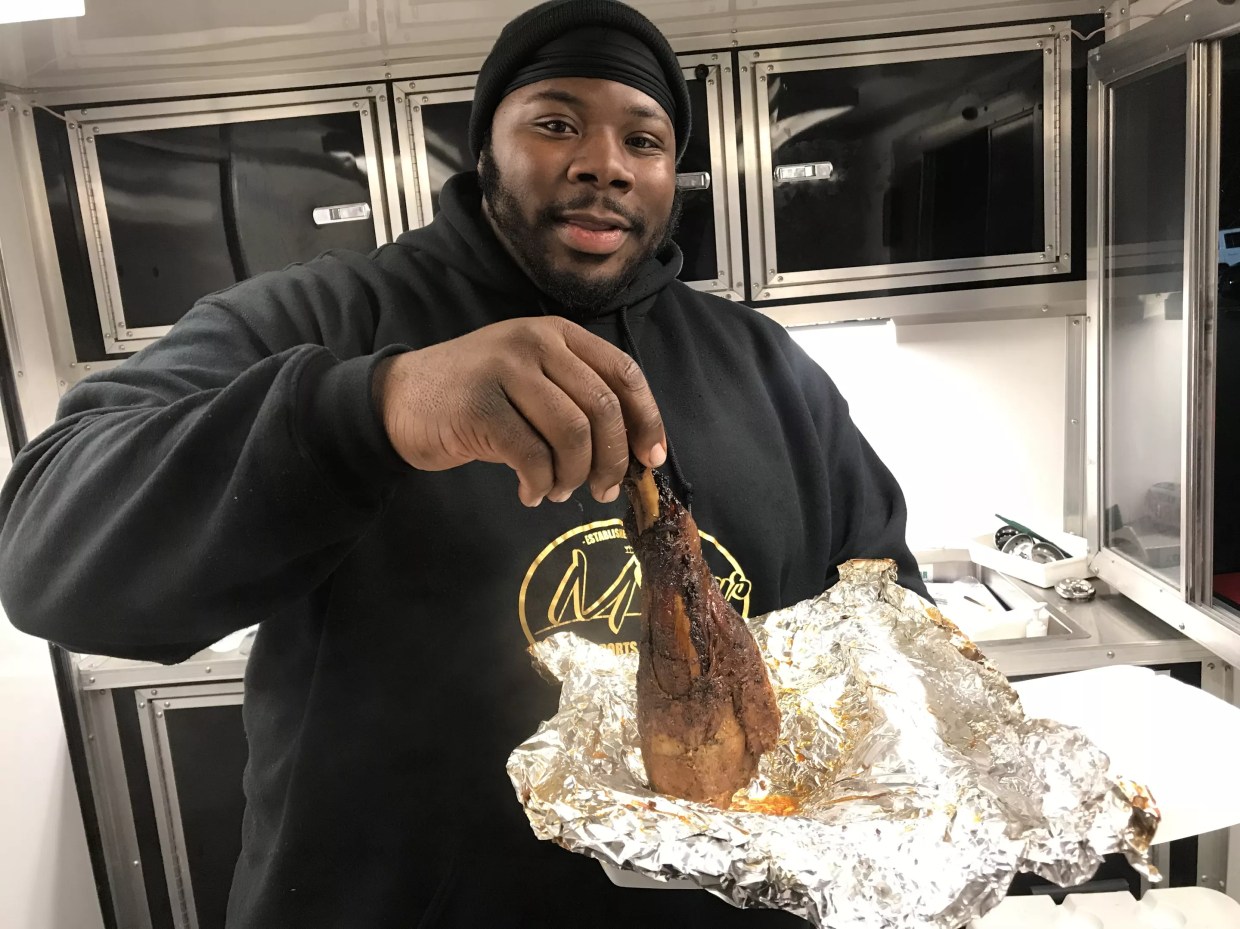 Dallasite Goes Viral for His Perfectly Juicy, Tender Smoked Turkey Legs