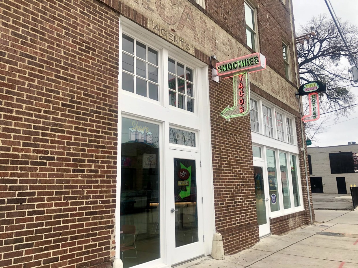 Fast-Casual Hawaiian and Tex-Mex Vegan Restaurant Arrives in Deep Ellum