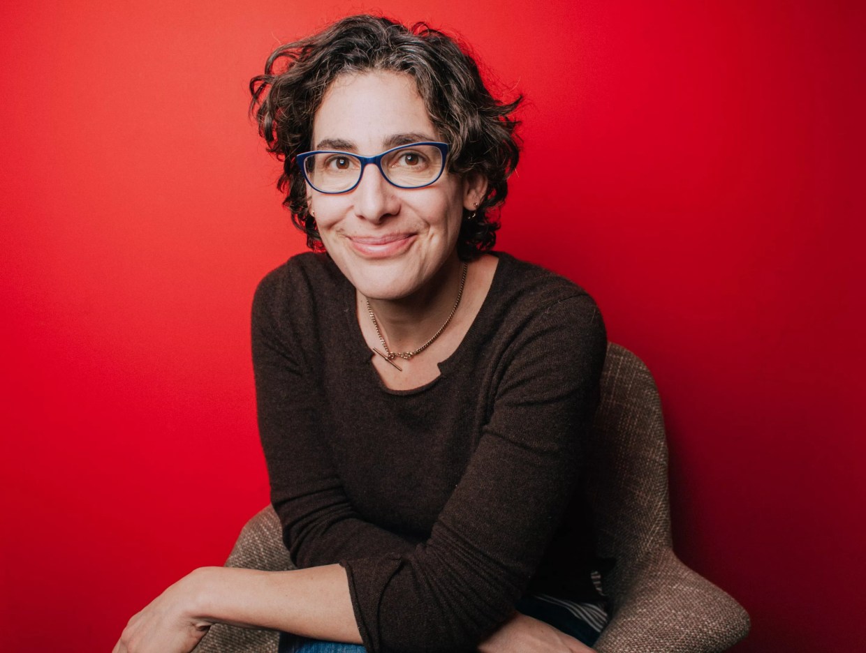 <i>Serial</i> Podcast Creator and Host Sarah Koenig Says Riveting Cases Are All Around