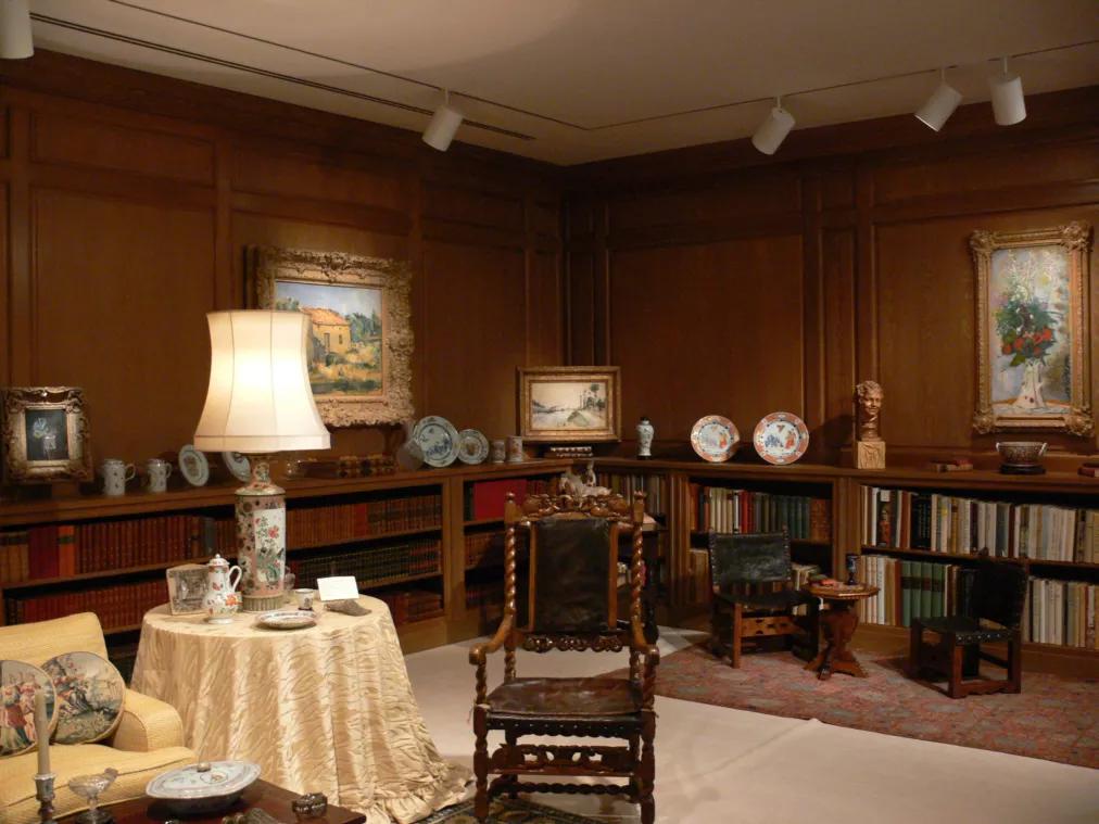North Texas Museums Aren’t Feeling the Pressure to Declutter