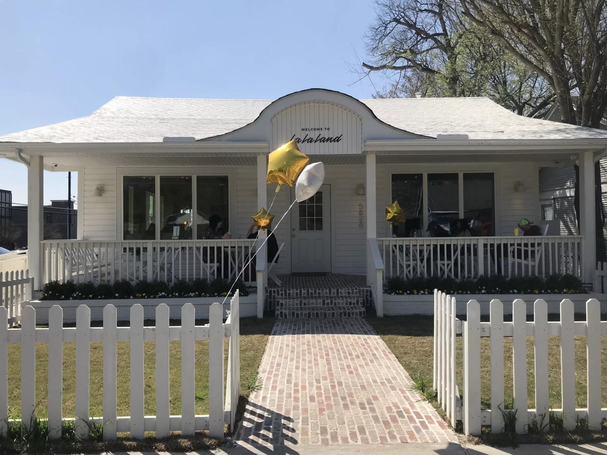 La La Land Kind Cafe Gives Lowest Greenville a Sweet Cafe — and Ample Outdoor Space