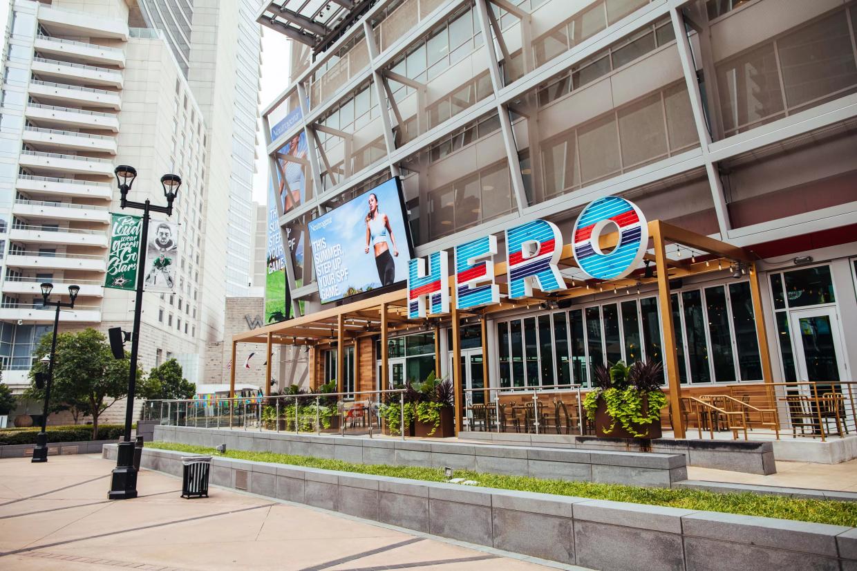 Hero Feels Like a New-Wave TGI Fridays, and That’s Not Necessarily a Bad Thing