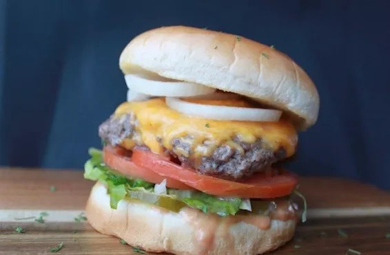 M&O Station Grill Offers Burgers and a Trip Down Memory Lane