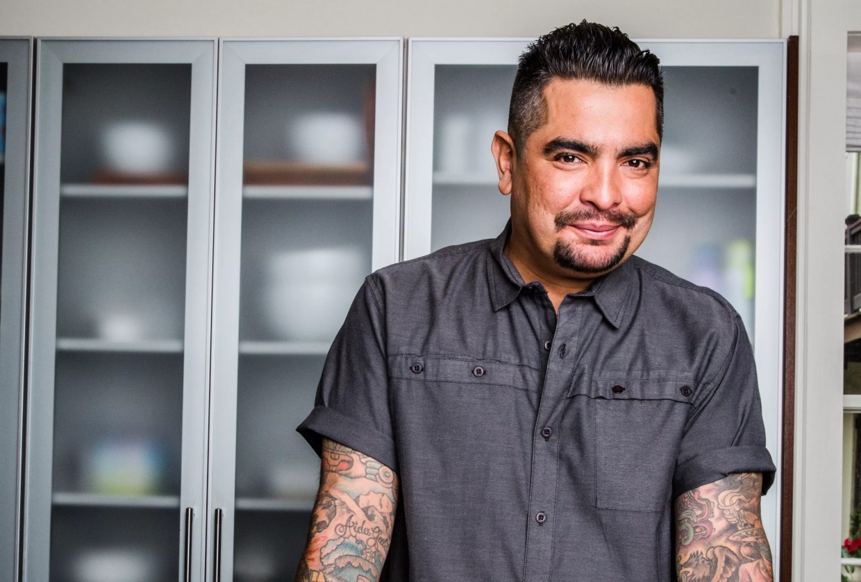 Chef Aarón Sánchez to Stop by Deep Ellum for His Book Tour