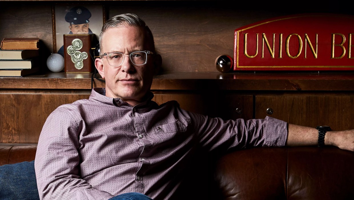 Brian Luscher Lands at 33 Restaurant Group