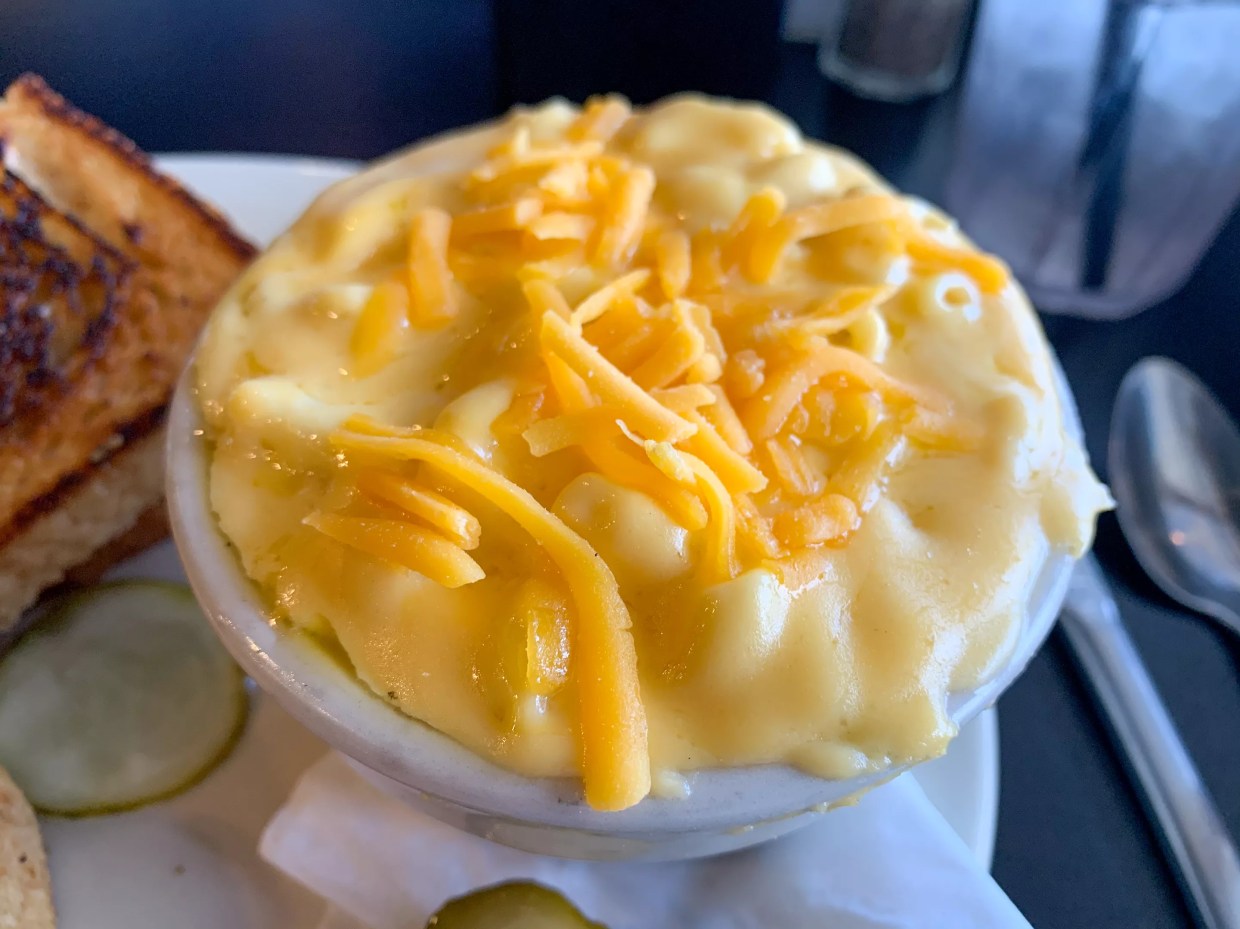 Jonathon’s Mac & Cheese Is a Dish to Obsess Over