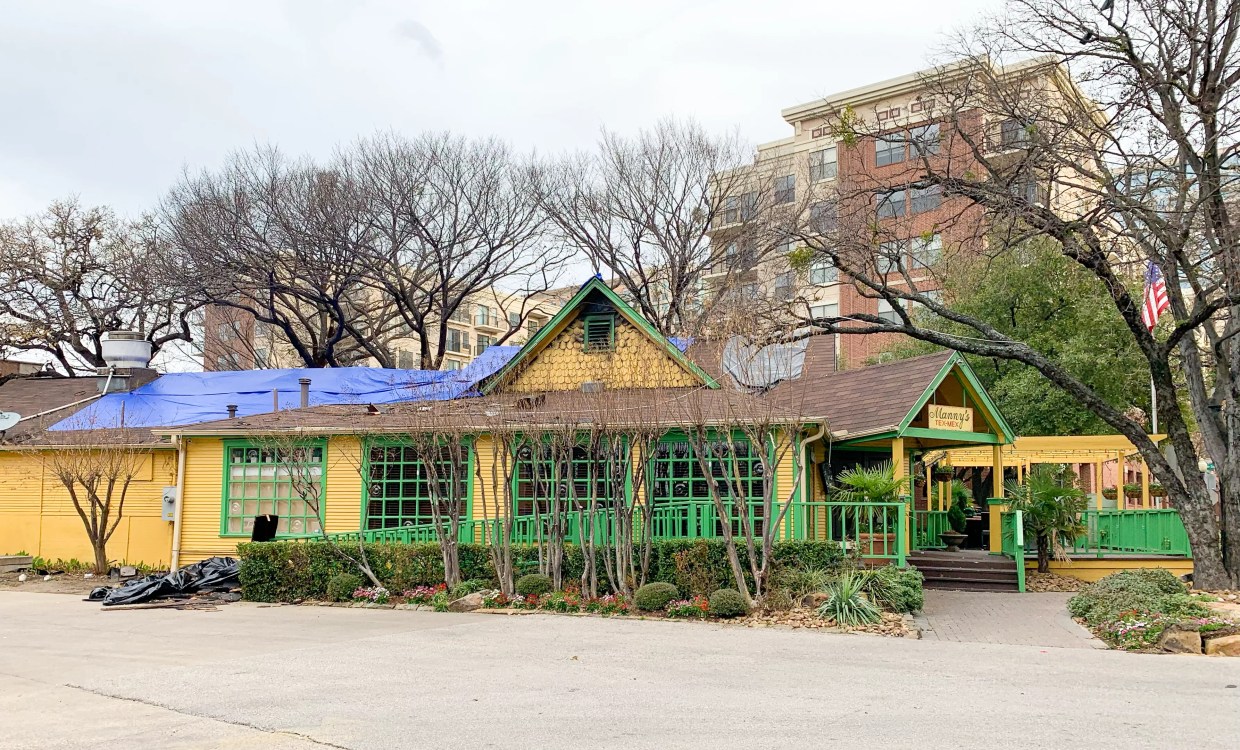 Manny’s Uptown Gets ‘Athletic’ and Handles ‘One Phone Call at a Time’