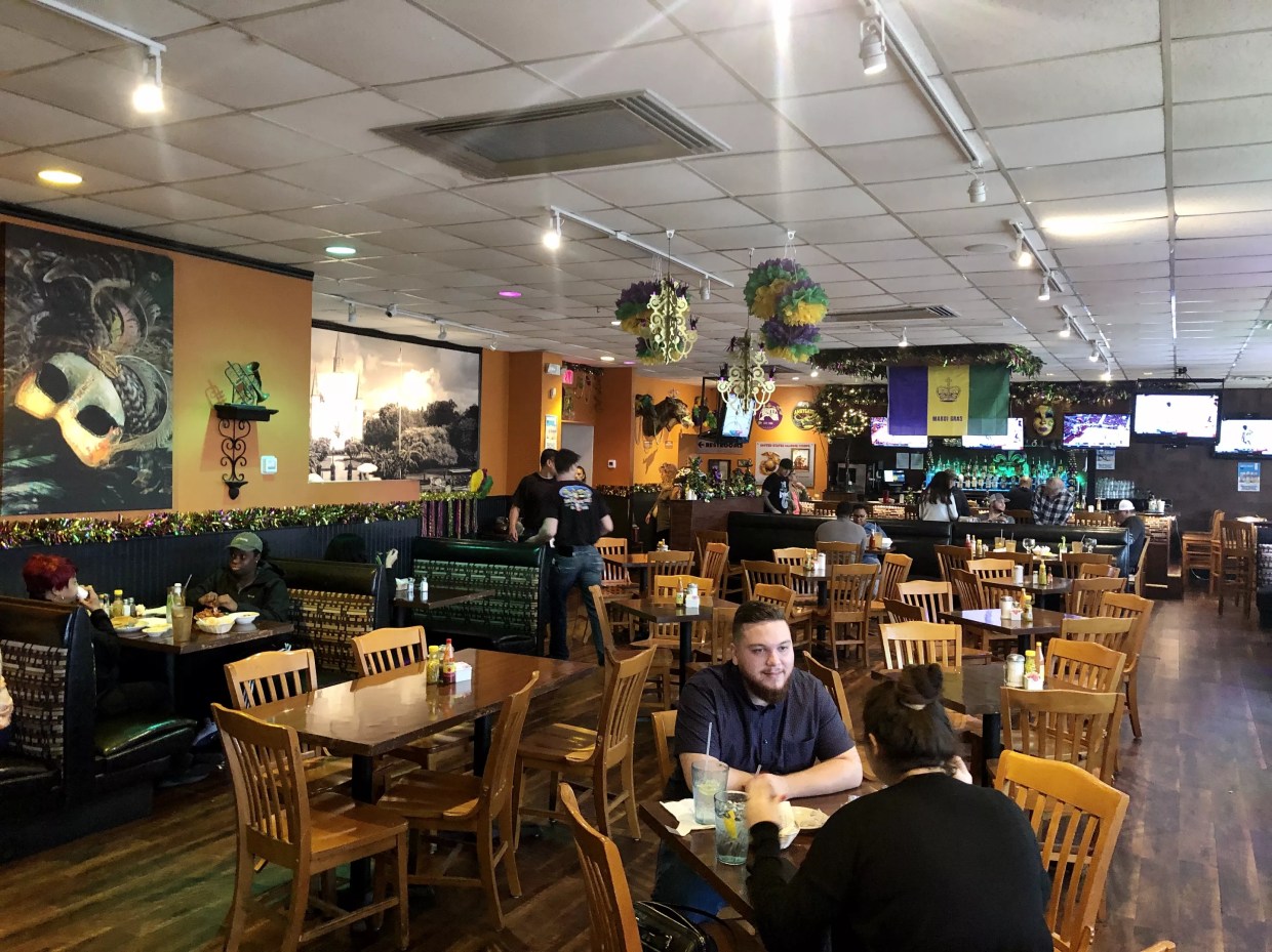 Irving’s Po’ Melvin’s Has Been Serving New Orleans Classics for Over 32 Years