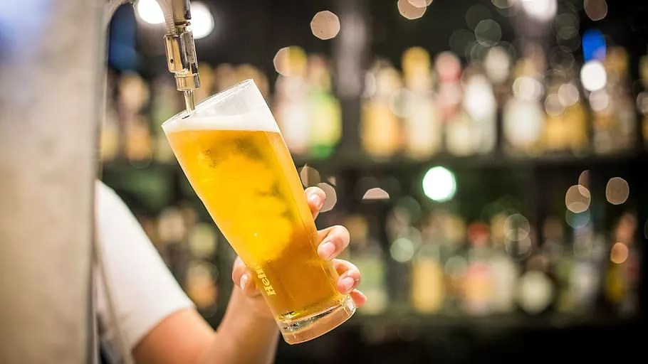 Dozens of North Texas Bar Owners Sue Abbott Over Order to Close