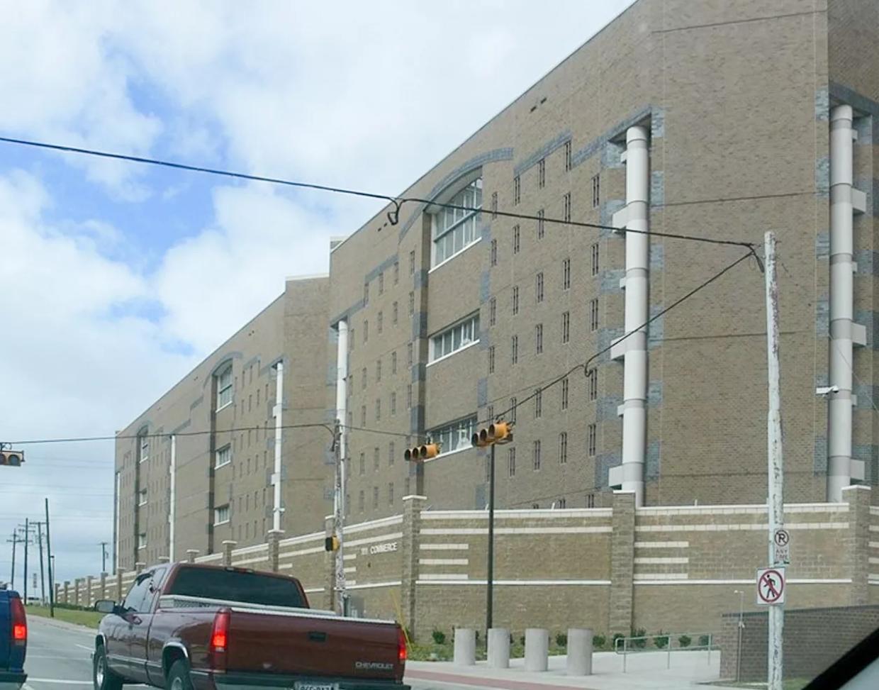 A Recently Incarcerated Woman Discusses Life in a Jail Ravaged by COVID-19