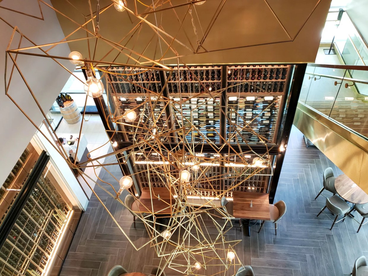 First Look: Perry’s Steakhouse Moves Across the Neighborhood