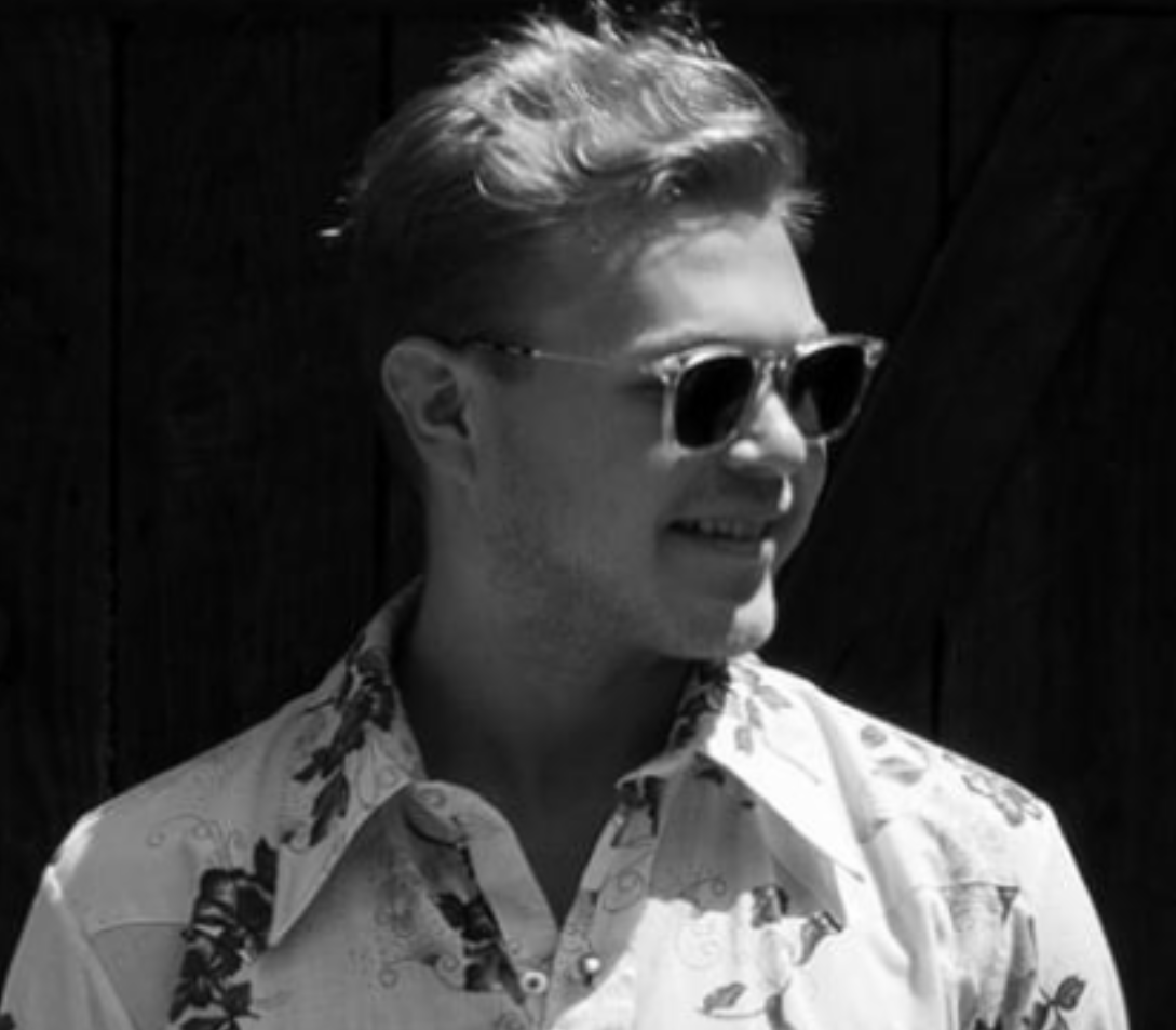 Zach Youpa Realizes His Eclectic Solo Dreams on <i>Guitar for Pandas </i>