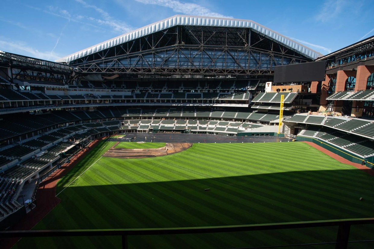 After Complaints, Texas Rangers Bring Back Pat Green’s Original ‘I Like Texas’