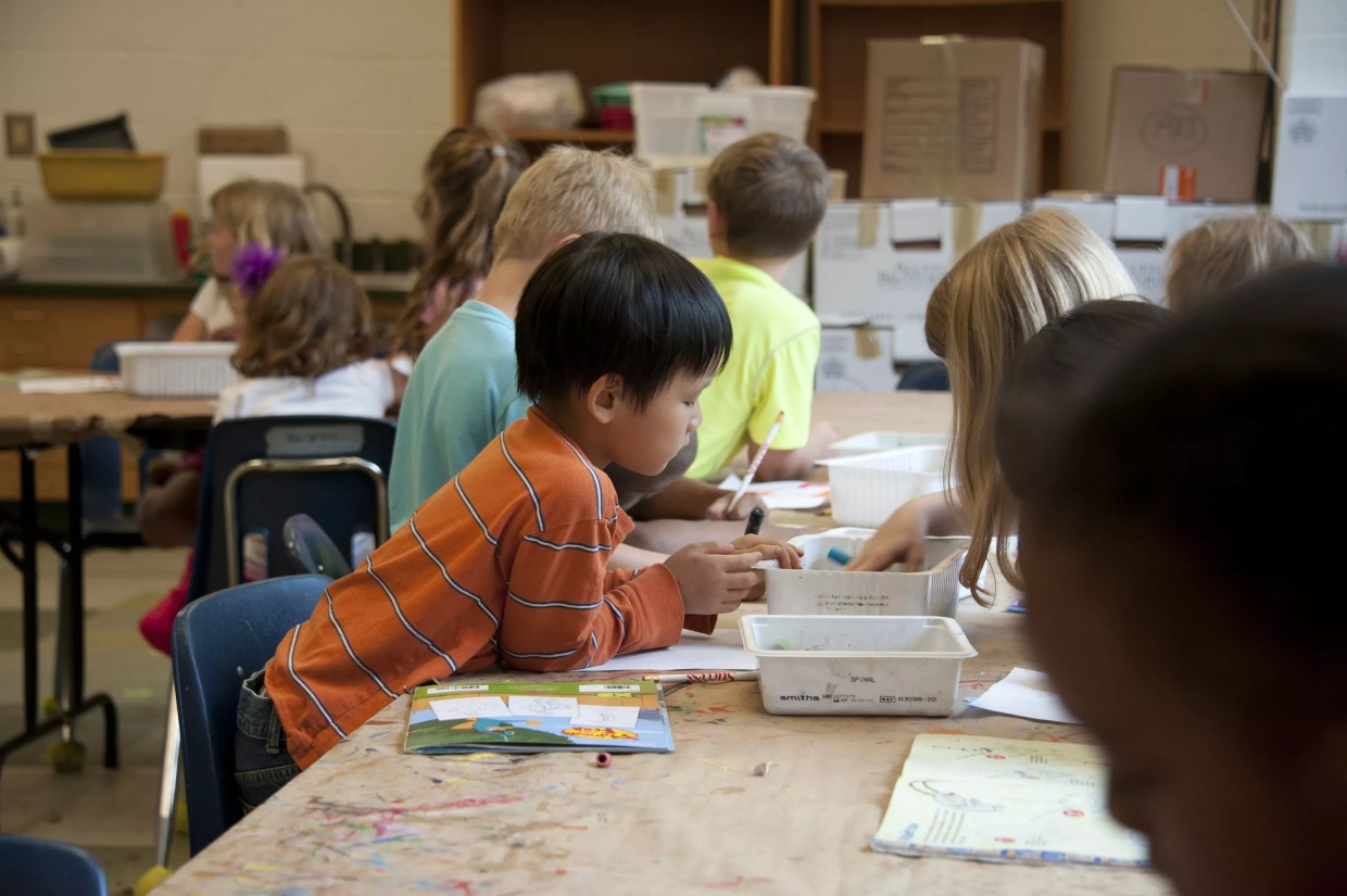 Some North Texas School Districts Using Ineffective COVID Safety Measures