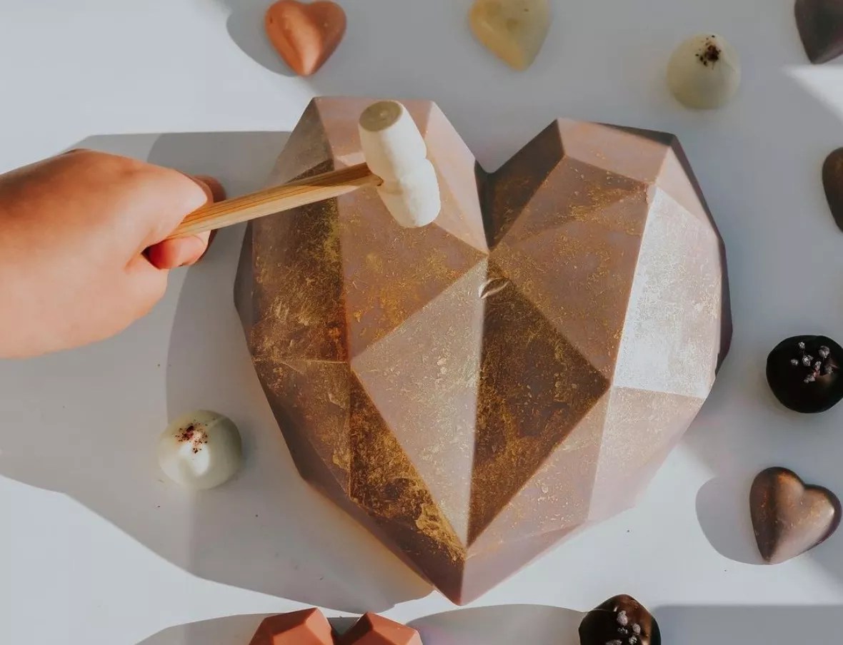 Dallas Restaurants Feel the Sting of Losing Valentine’s Day and Fat Tuesday