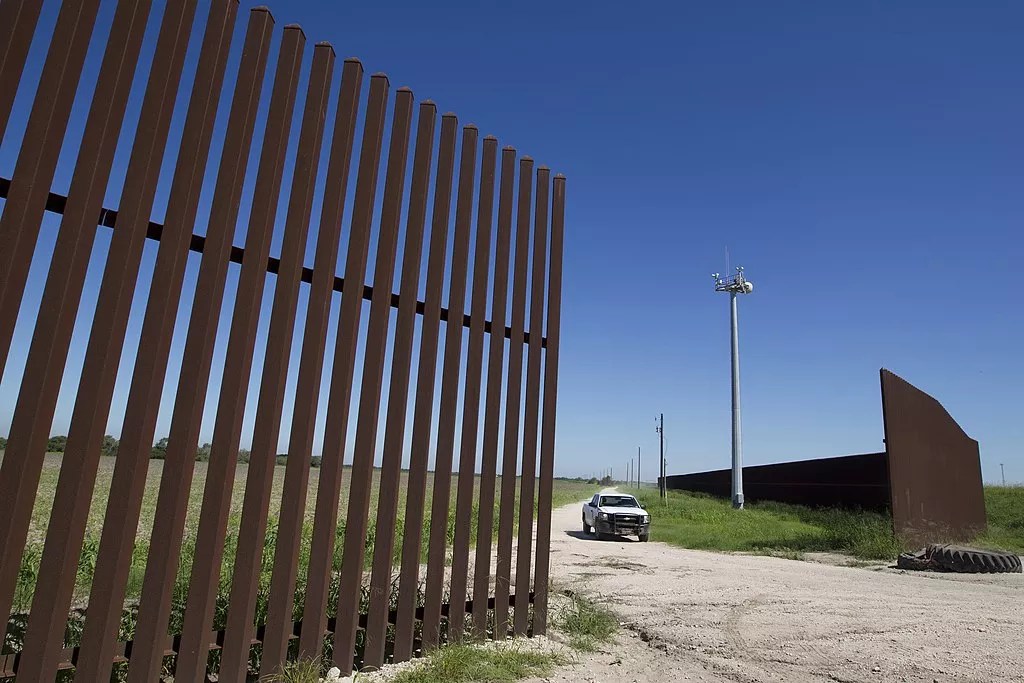 In Blow to Texas Republicans, Supreme Court Says Biden Can Scrap ‘Remain in Mexico’ Policy