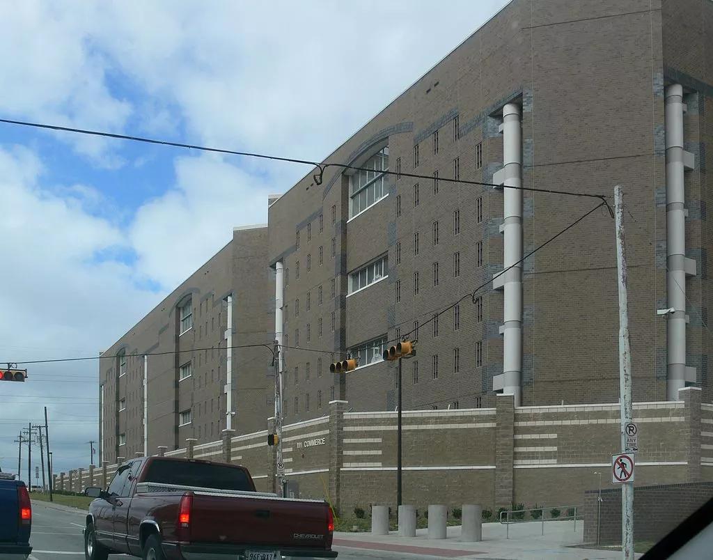 With COVID-19 Still Spreading Behind Bars, Dallas County Jails in the Hot Seat