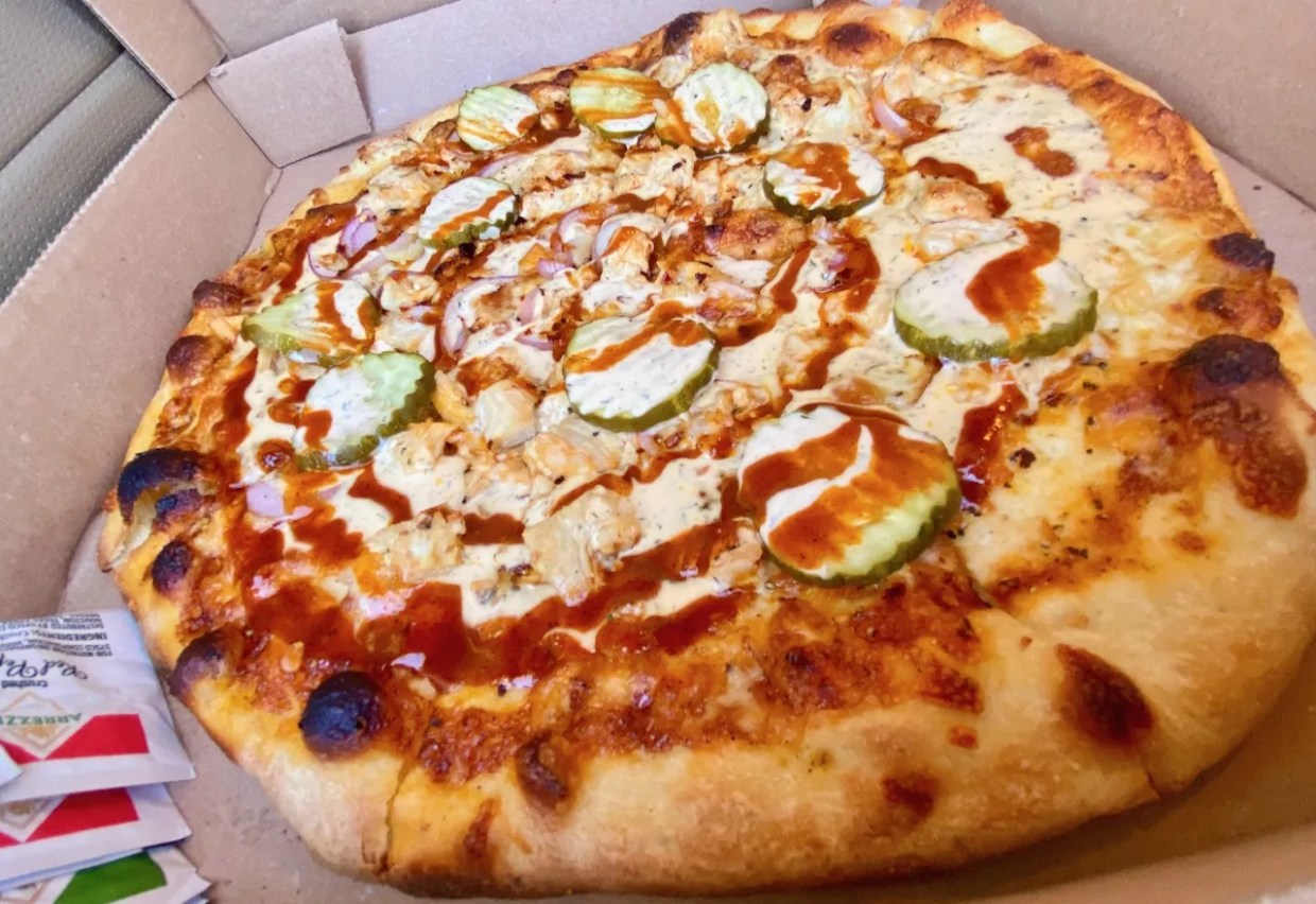 Good-To-Go: Nashville Hot Chicken Pizza with Pickles at Zalat