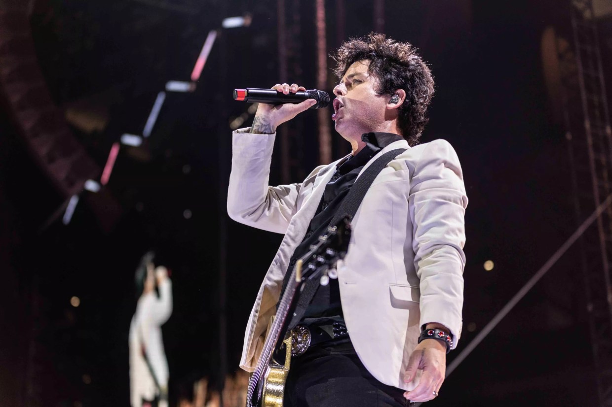 Nearly 40,000 Fans Partied Like It Was 2019 for Green Day, Fall Out Boy and Weezer