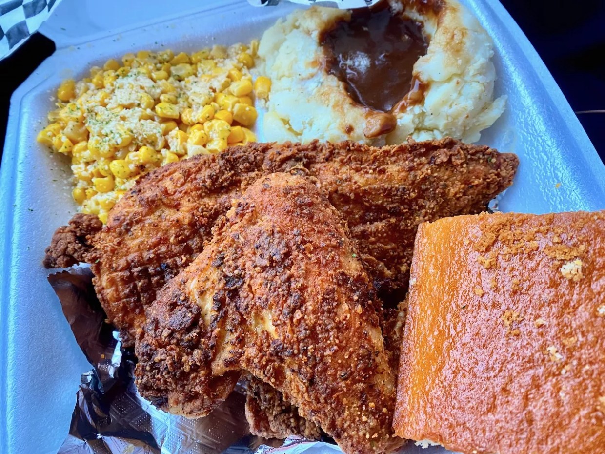 We Tried Savorite, Dallas Cowboys’ JaQuan Hardy’s Favorite on <i>Hard Knocks</i>