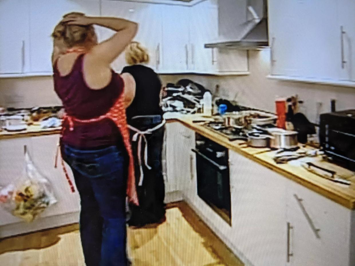 Think You Could Start a Restaurant? Binge Watch This Delightful, Forgotten Cooking Show