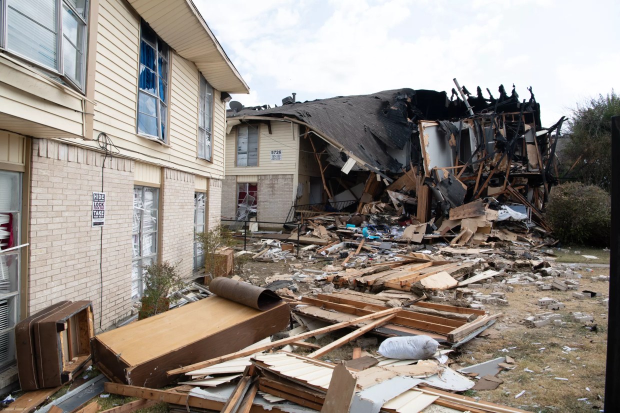 ‘It Was Just Chaos’: Dallas Apartment Explosion Leaves Hundreds Displaced