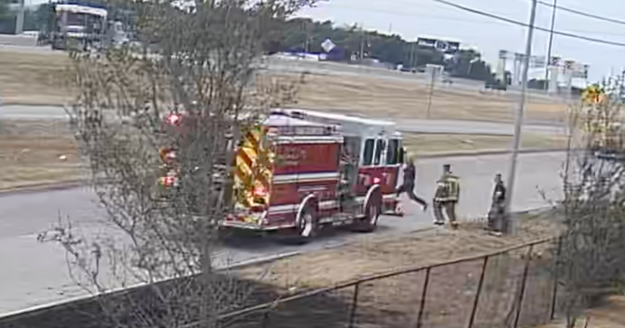 New Video Shows Dallas Paramedic Repeatedly Kicking Mentally Ill Man Before Police Show Up