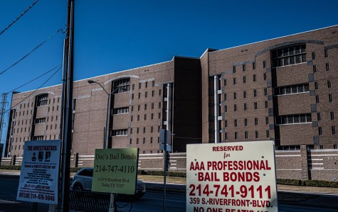 Dallas County Jail keeps prisoners past release date
