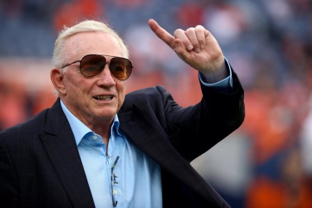 Jerry Jones Paid $250,000 To Flip Someone Off