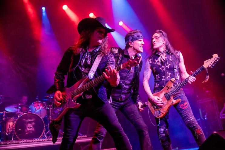 Extreme performing at House of Blues in Dallas.