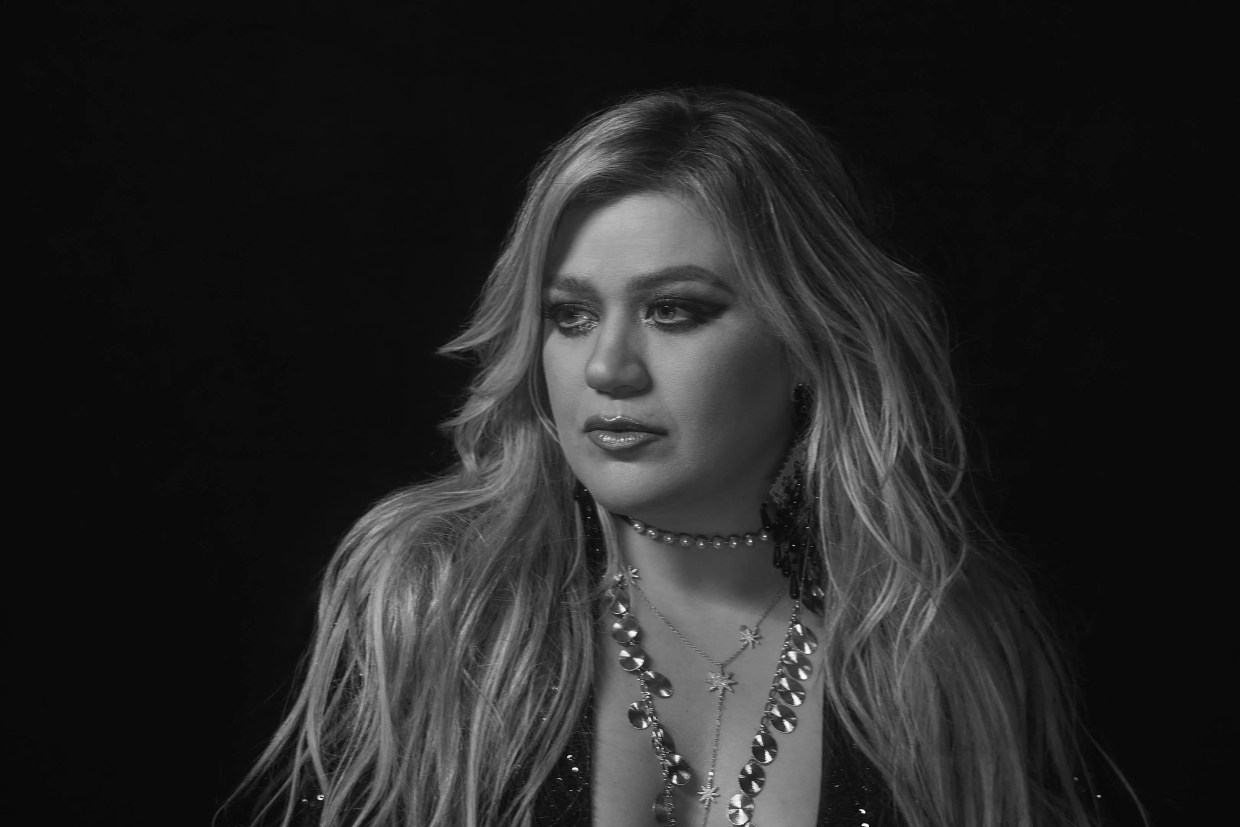 Kelly Clarkson Found Her Footing 15 Years Ago with <i>All I Ever Wanted</i>