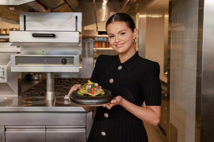 Selena Gomez is cooking for the Food Network