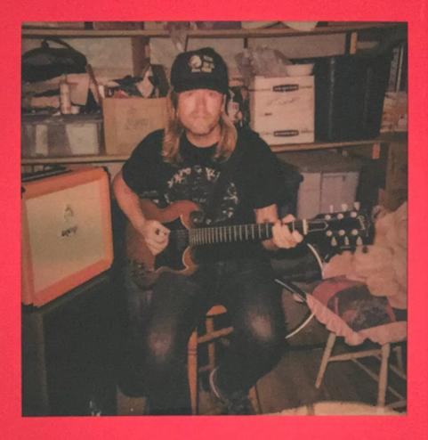 Singer-songwriter Daniel Markham