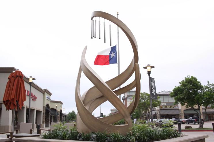 allen outlet memorial sculputre
