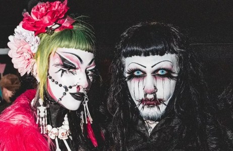 How to Do Weird Girl Winter in Dallas 