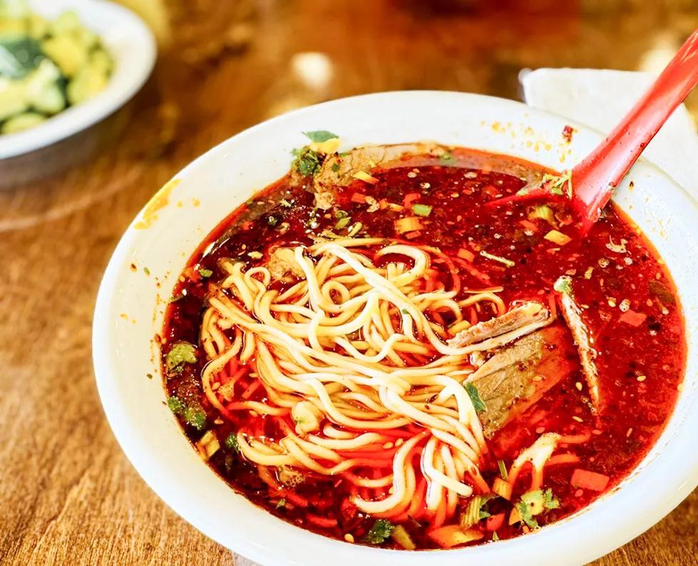 Lanzou beef noodle soup.