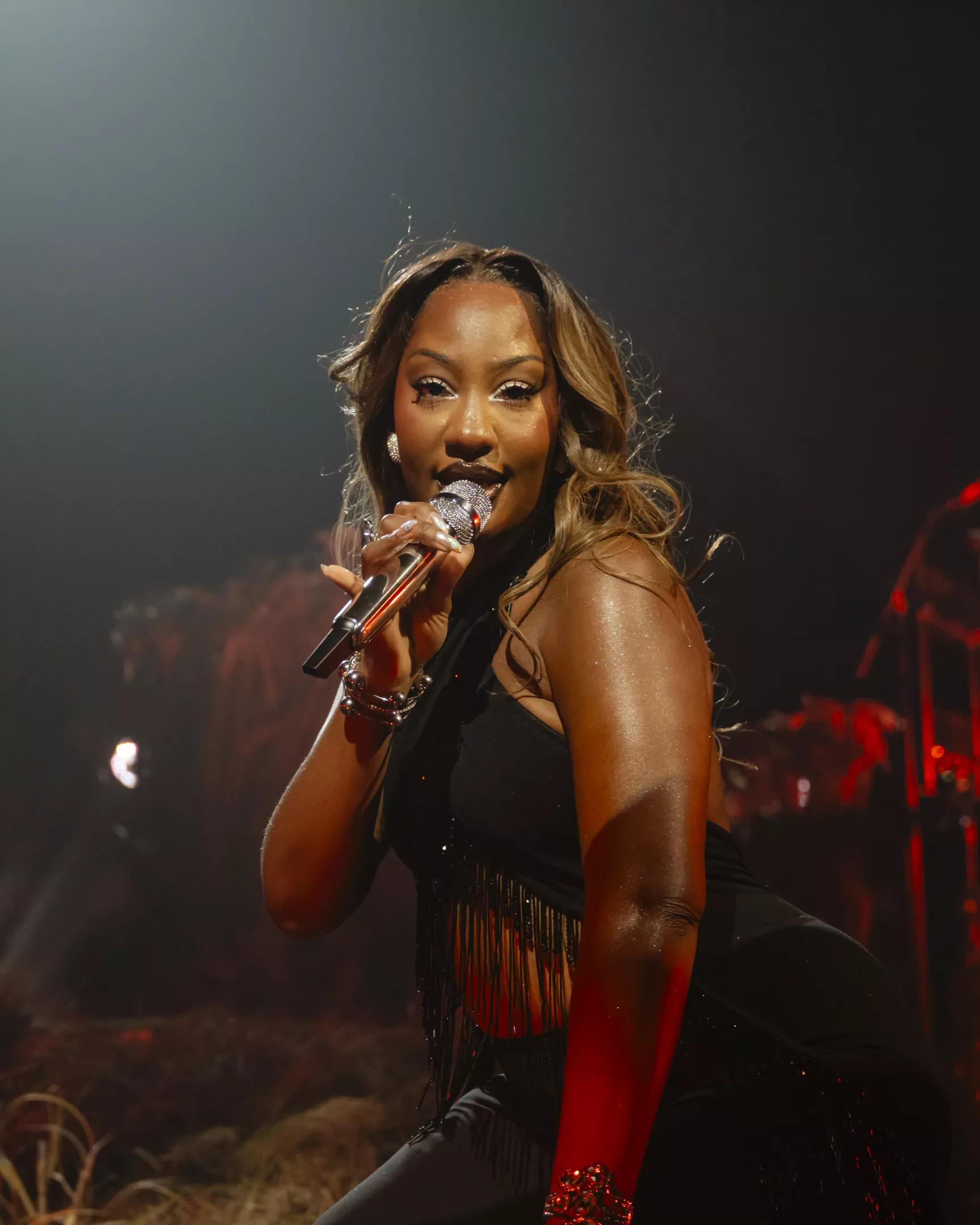 Nigerian-born singer Temas performing at Dallas' South Side Ballroom.