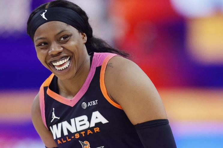 Dallas Wings' Arike Ogunbowale To Debut in New Women's Basketball League, Unrivaled