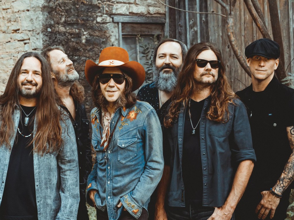 Blackberry Smoke -18+