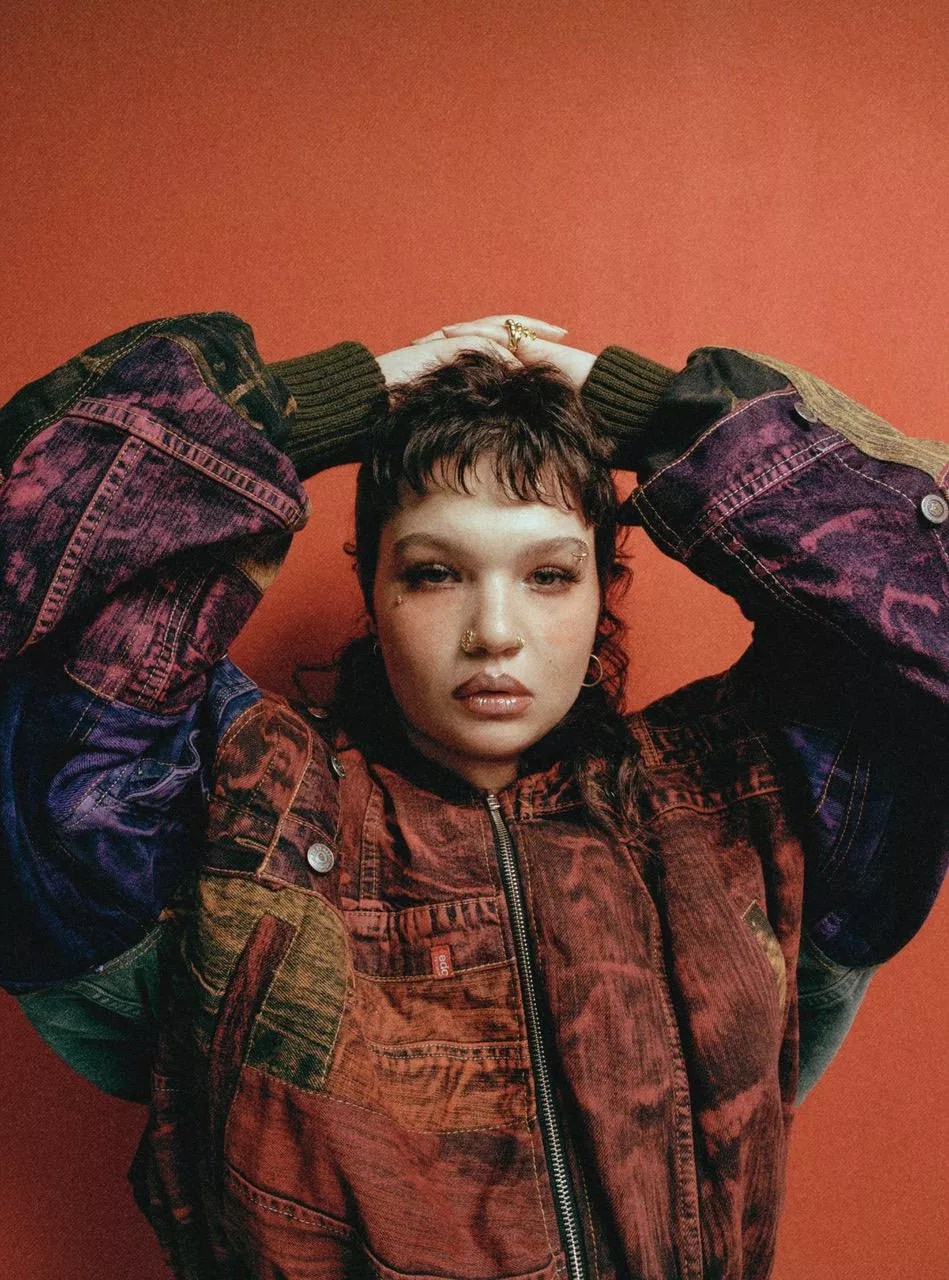 Pop Star Lola Young Cancels All Upcoming Shows After Onstage Collapse