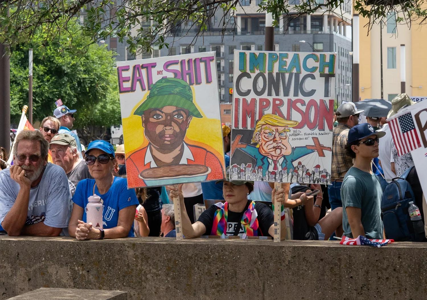 protest sings